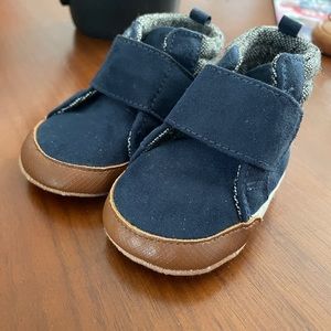 Baby shoes